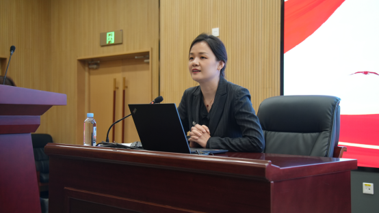 商会监事、宋雯律师受邀为大连公共交通建设投资集团有限公司进行合规专题培训会(图2) 2.png