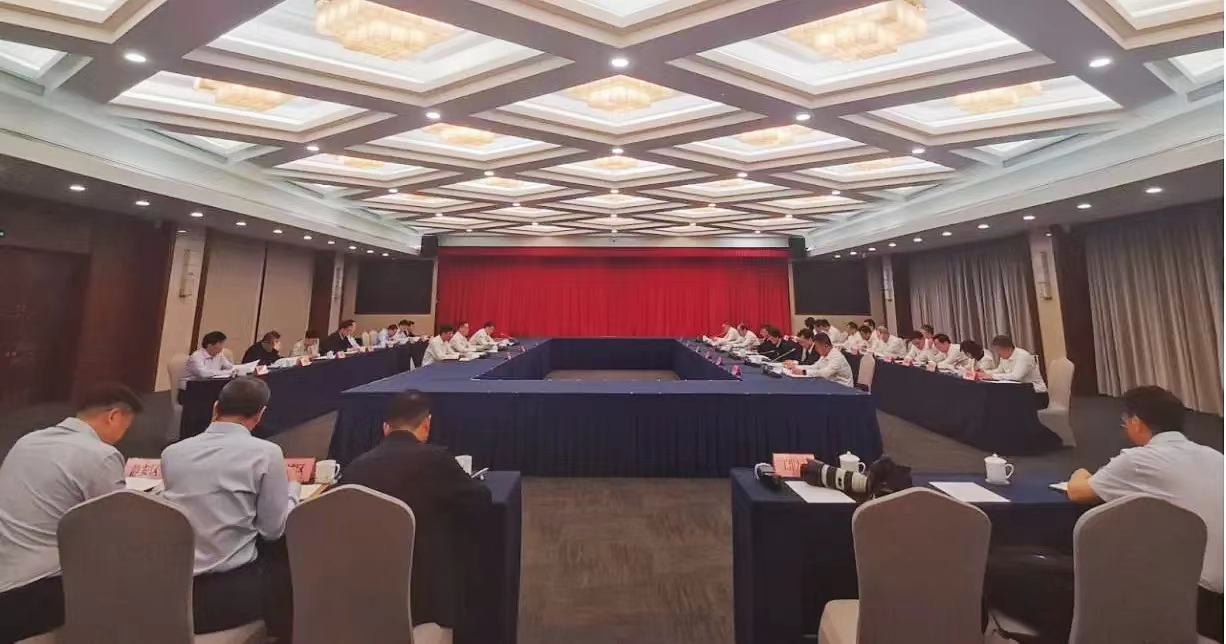 上海市与大连市召开对口合作座谈会暨第五次联席会议(图1) 865d748916c2e8d527a5ae852d1194f6.jpg