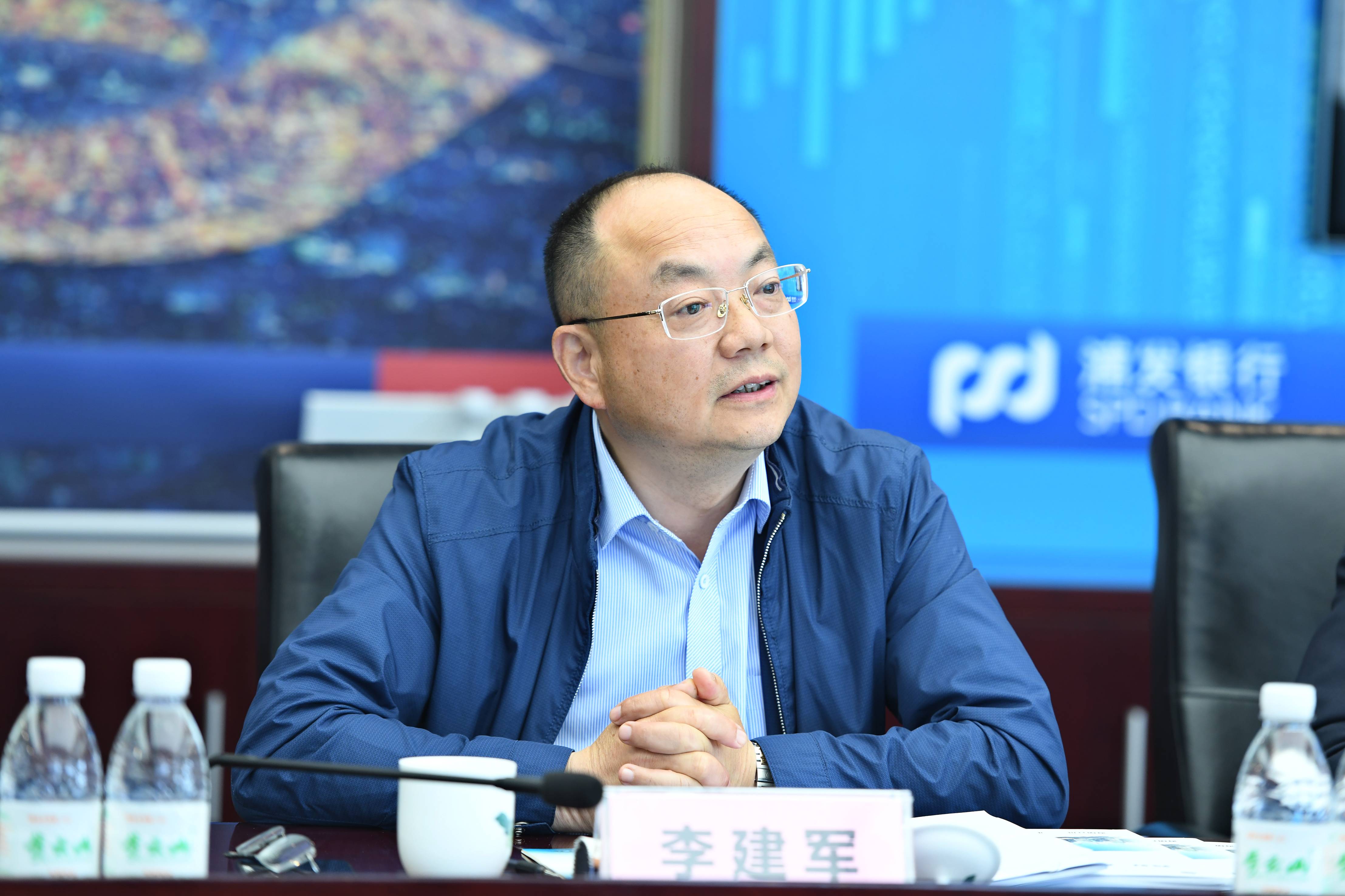 大连市工商联“四好”商会认定审核工作组莅临我会考察指导(图2) 大连市工商联“四好”商会认定审核工作组莅临我会考察指导(图2)