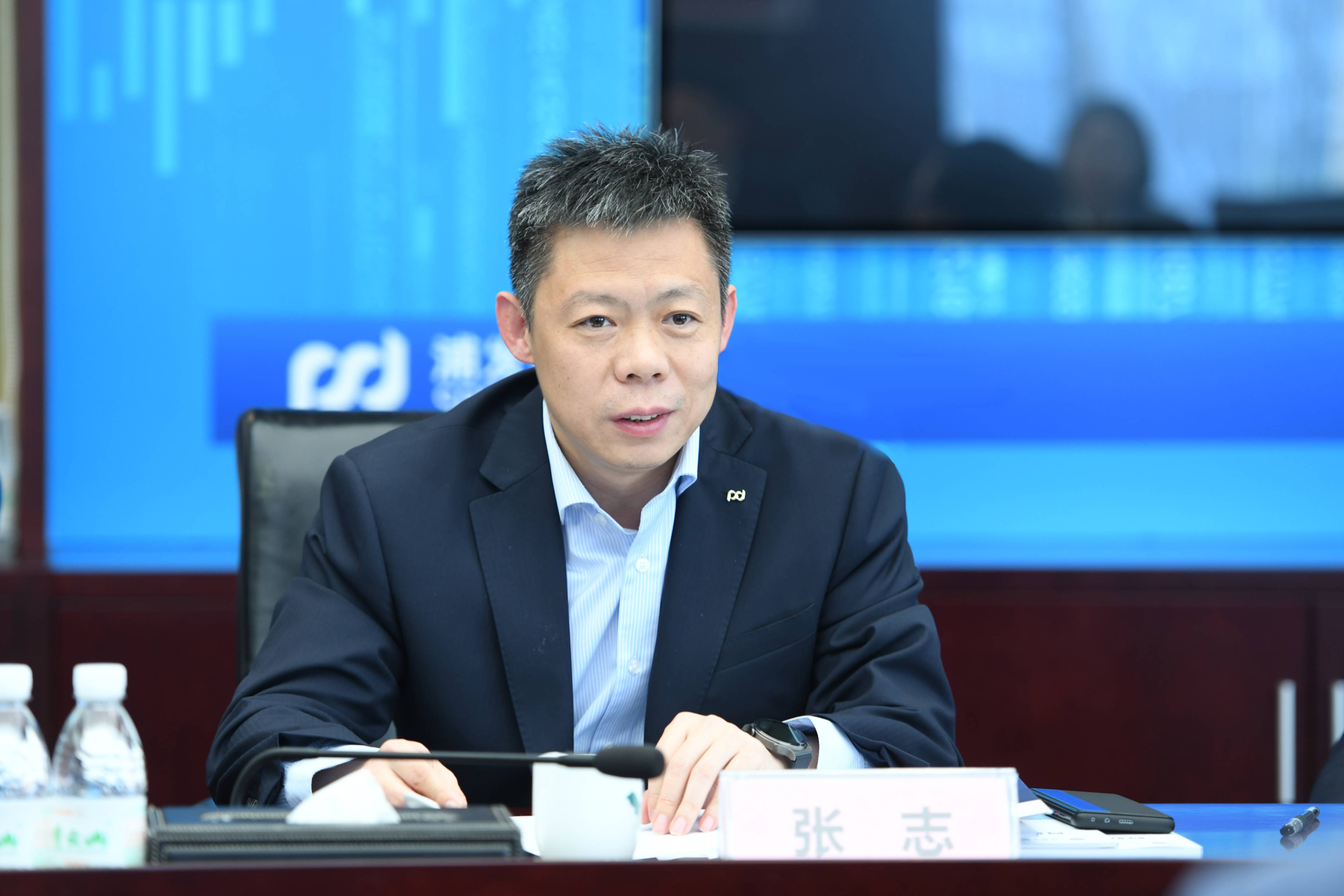 大连市工商联“四好”商会认定审核工作组莅临我会考察指导(图1) 大连市工商联“四好”商会认定审核工作组莅临我会考察指导(图1)